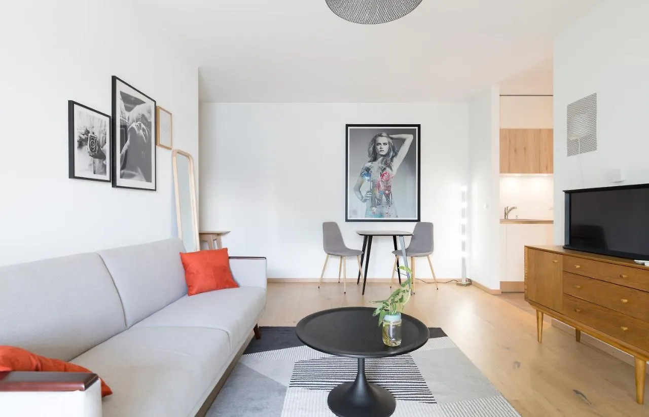 Inah Geneva Apartment